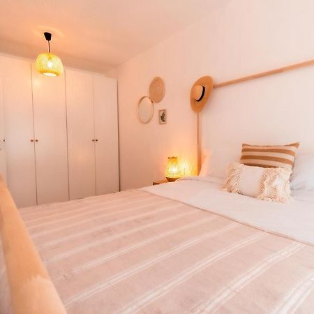 Brown Bear Apt. Boho Style Bedroom W/ City View & Free Parking Brasov Exterior photo