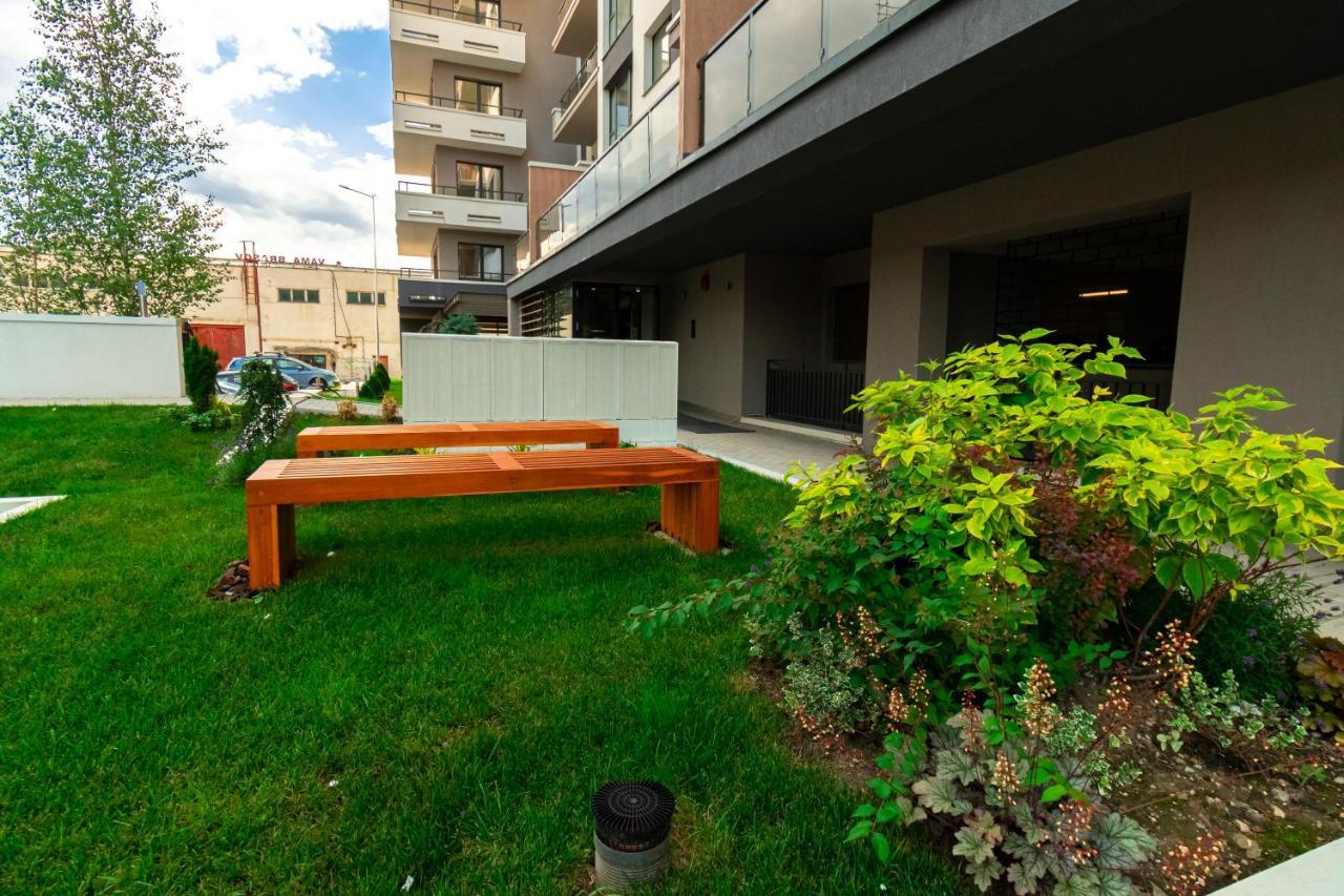 Brown Bear Apt. Boho Style Bedroom W/ City View & Free Parking Brasov Exterior photo
